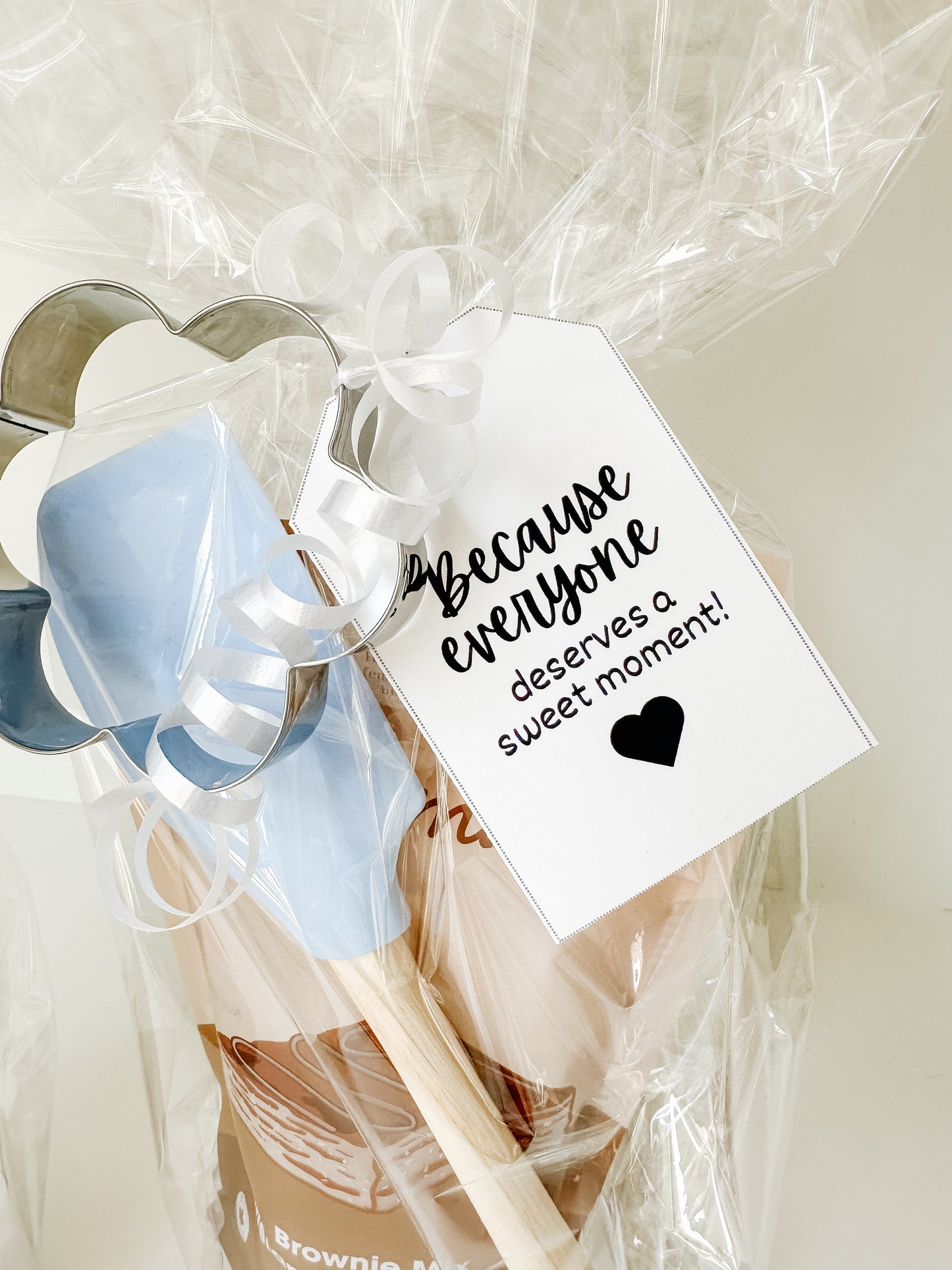 Ready-to-Go Gift Basket – Pizza or Brownie Mix